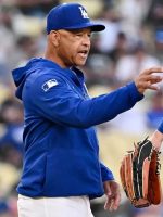 Dave Roberts Los Angeles Dodgers Hoodie - Image 2