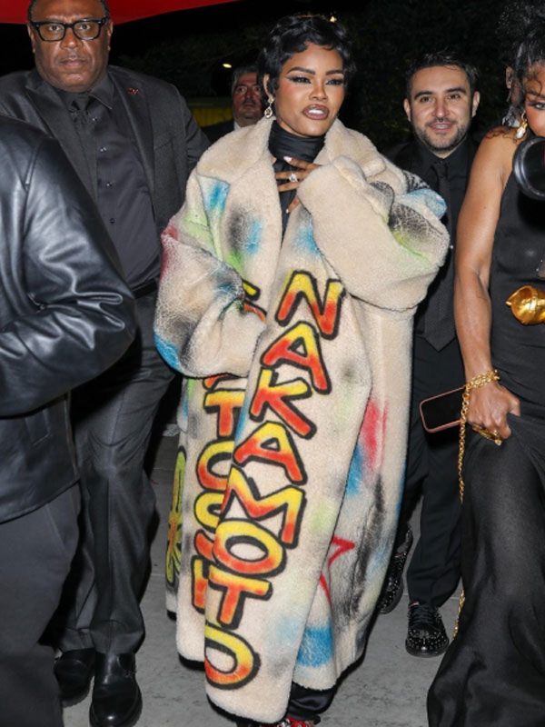Saturday-Night-Live-S51-Teyana-Taylor-Graffiti-Coat.jpg Saturday Night Live S51 Teyana Taylor Graffiti Coat - Image 1